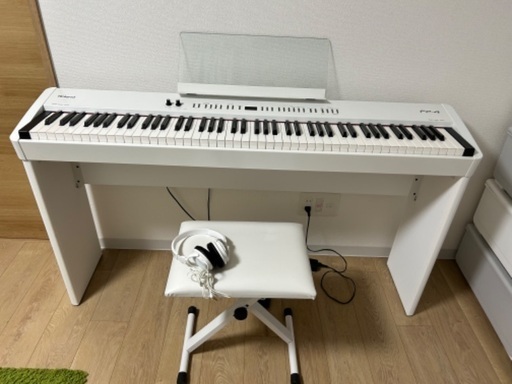 ROLAND ローランド 電子ピアノ　ホワイト