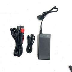 車載冷蔵庫 9L 小型 着脱式バッテリー内蔵可能 カー用品 アウトドア　12V/24V　－20℃～10℃　45W