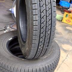 BRIDGESTONE BLIZZAK VRX 175/65R14 4本 2020年製 溝残あり スタッドレス ブリヂストン フィット ヴィ…  (techma) 小柳のタイヤ、ホイールの中古あげます・譲ります｜ジモティーで不用品の処分