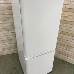 高年式‼︎大阪送料無料☆3か月保障付き☆冷蔵庫☆