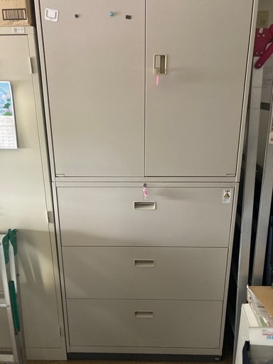 鍵付き書庫2段積みセット