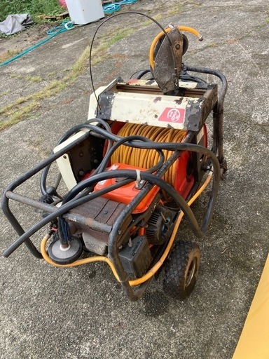 丸山　自走式動力噴霧器