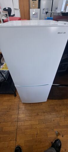 【リサイクルショップどりーむ鹿大前店】No11108　冷蔵庫　アイリス　2022年製　142L　美品　写真参照