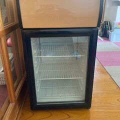 業務用冷蔵ショーケース  中古品　動作確認済み　　受け渡し者決まりました10/11