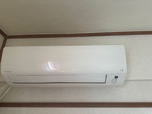 エアコンと電子レンジ\n