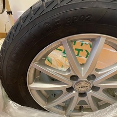 冬用　タイヤ4つ　プリウス