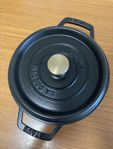 ストウブ Staub ピコ ココット ラウンド ブラック 20cm