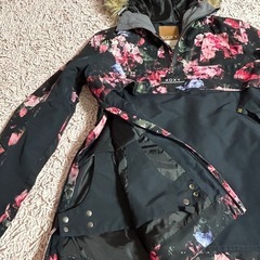 スノーウェア　ロキシー ROXY ロキシー　ジャケット&パンツ　2シーズンのみ使用