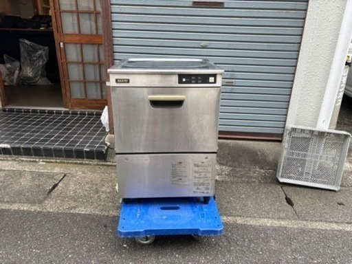 業務用　食器洗浄機　100V サンヨー　DW-UD42U