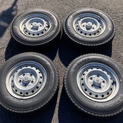 13インチ  スタッドレスタイヤ20年製  165/80R13 LT 4本セット トヨタ プロボックス サクシード プロボックス、サクシード、ADバンなどに装着できる13インチ