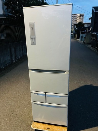 配送無料TOSHIBA 東芝5ドア冷蔵庫 427L 特価品