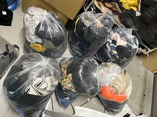 【古着転売、副業、卸し】利益約13万円分の古着を100着4万円で卸します