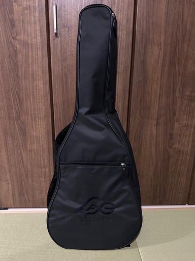 LAG Guitars Tramontane T70ACE エレアコ　ケース付 Auditorium Cutaway Acoustic-Electric