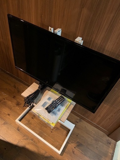 TOSHIBA REGZA レグザ 32S22 液晶テレビ 2020年製 台付き