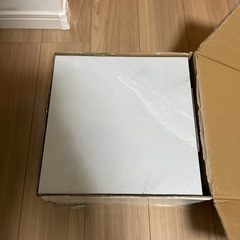 フロアタイル　置くだけ　六畳用