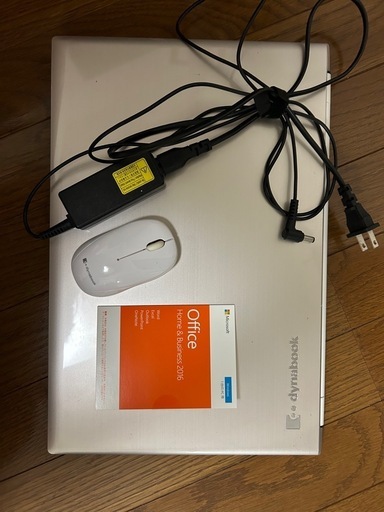 TOSHIBA dynabook サテンゴールド PTEX-5JGBEG