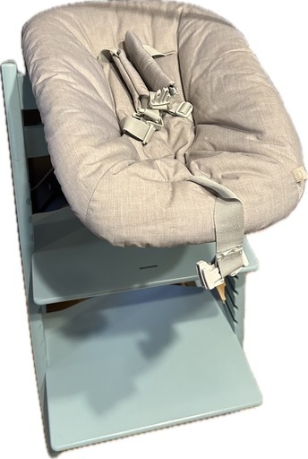 ストッケ　水色