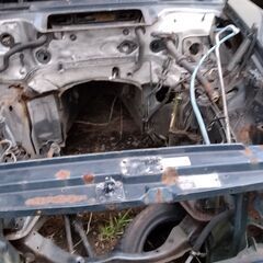 メルセデス―ベンツ107-560SLリサイクル丸ごと一台部品販売