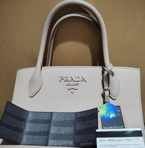 超お買い得品　ほぼ新品　PRADA　プラダ　鞄　ハンドバッグ　国内正規品