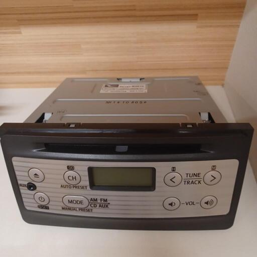 ダイハツ純正CDカーラジオ