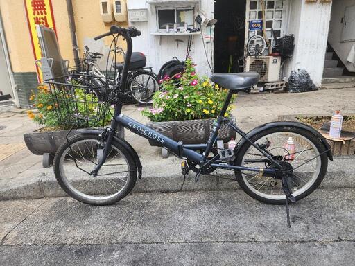 折りたたみ自転車　２０インチ　６変速　カゴ　付き　黒　配達可能