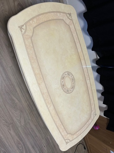 ヨーロッパ輸入家具エクセレンテ　センターテーブル