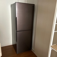 2021年製　280Ｌ　シャープ冷凍冷蔵庫