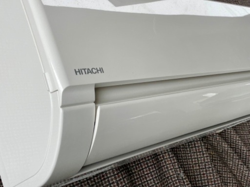 取り付け込み　程度良い エアコン　2022年購入、日立の白クマくん2.2kw 6-9畳用