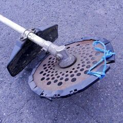 札幌市近郊限定 RYOBI EKM-2630 エンジン刈払機 刈り払機 リョービ