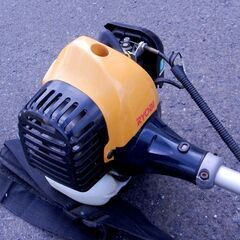 札幌市近郊限定 RYOBI EKM-2630 エンジン刈払機 刈り払機 リョービ 札幌 西区 西野 札幌市近郊限定 RYOBI EKM-2630 エンジン刈払機 刈り払機 リョービ