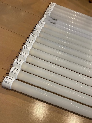 LED 直管形　箱無し　16本　バラ売りは一本2000円