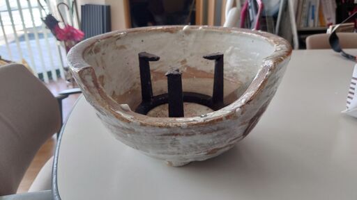 火鉢と五徳と灰のセット