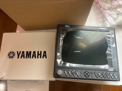 YAMAHA（ヤマハ） 10.4型GPSアンテナ内蔵プロッタ魚探 2周波 600W YFHⅡ-104-F66i
