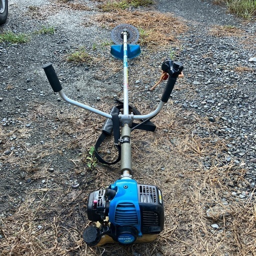 刈り払い機　草刈機　丸山　MB248E