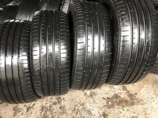 中古215/45R18 トヨ取り付け無料