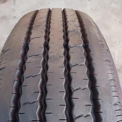 中古トラックタイヤ6本セット