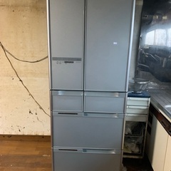 2013年式冷蔵庫になります、