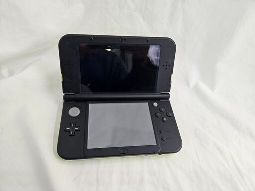 NEW　Ninntenndo　3DSLL　RED-001　ライトグリーン