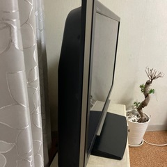 プラズマテレビ日立　Woo P37-HR01&ニトリテレビ台セット