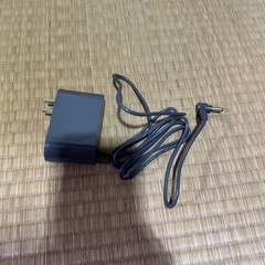 Dyson V10 SV12 コードレス掃除機　充電器付属