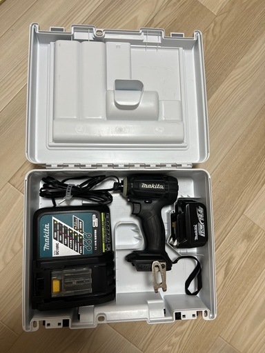 マキタ　TD138D