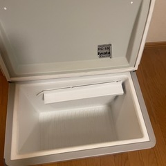 IWATANI イワタニ 車載冷蔵庫 RC-1800/3Way熱源 AC・DC・カセットボンベ