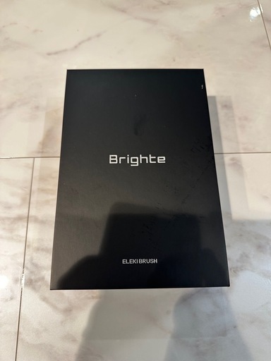 美顔器　ELEKIBRUSH