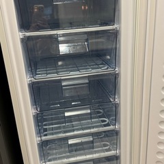 定価6万！アイリスオーヤマ　冷凍庫　175L