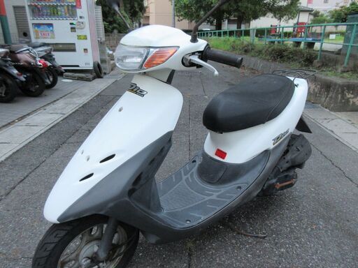 ライブディオ後期型　DIO　ホワイト　2スト　原付バイク　AF34