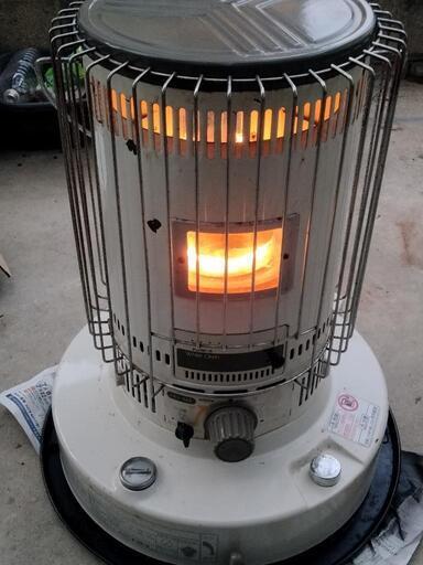 ダルマストーブ　石油ストーブ　灯油
