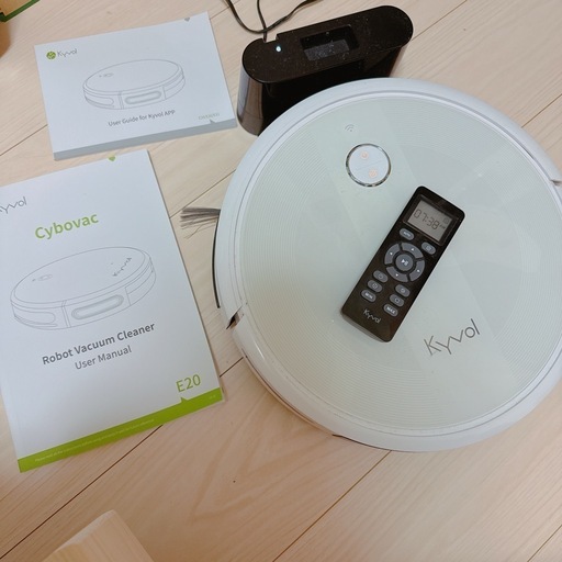 【取引予定決定】お掃除ロボット　cybovac E20