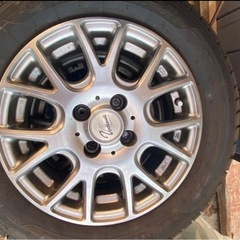 スタッドレスタイヤ 日産NOTEに使用