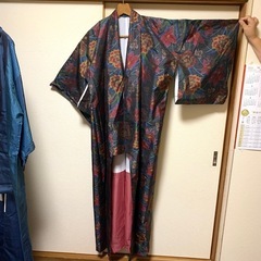 着物リフォーム　綿入れはんてん　黄色花柄と大島紬　GORO 大島紬 龍郷柄 ゆったりサイズ - からん::アンティーク着物
