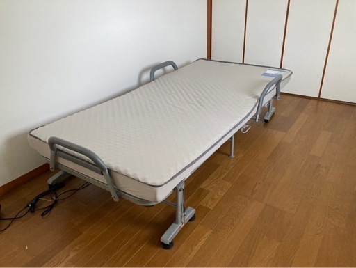 電動リクライニングベッド　折りたたみ